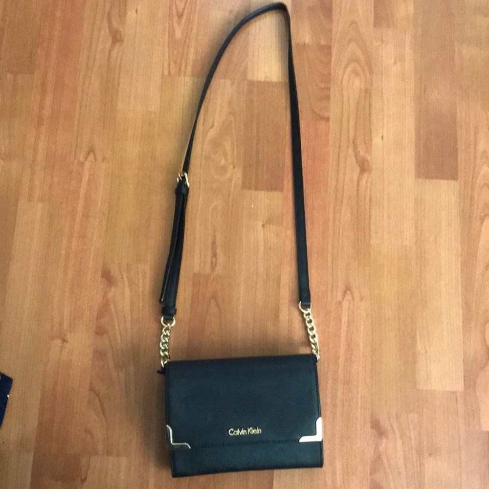 Calvin Klein cross body